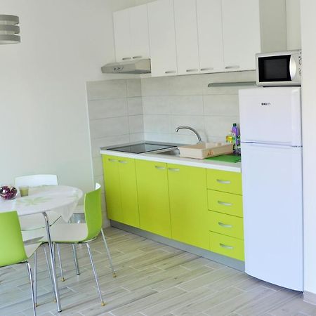 Apartments Zora 로고즈니차 외부 사진